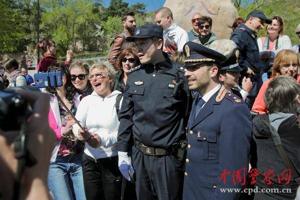 1493086205553689.jpg 4.jpg