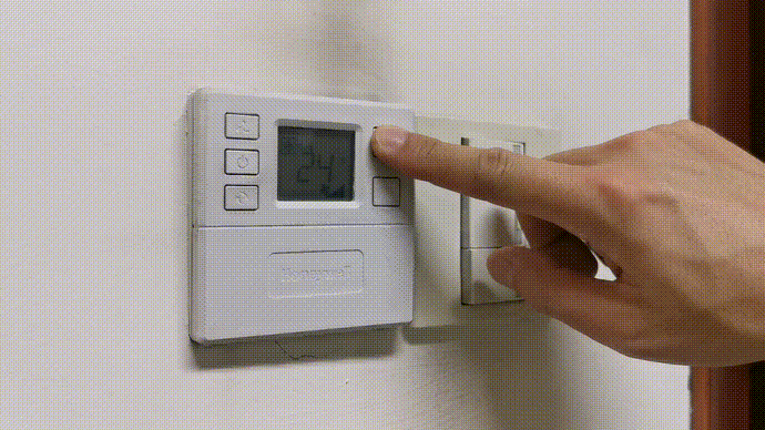 1e339dd6052889468a7ed30327c11000.gif